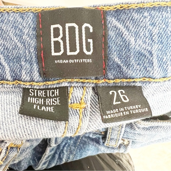 BDG URBAN OUTFITTERS HIGH RISE STRETCH FLARE JEANS WOMENS SZ 26 - Picture 5 of 6